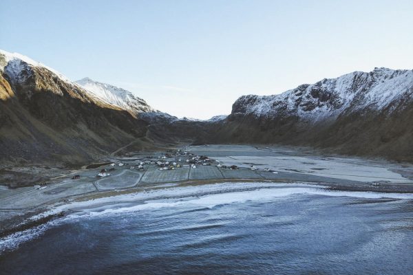 Premiere – Surfers of Lofoten